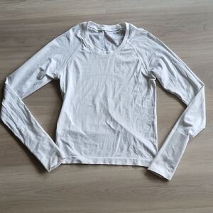lululemon Long Sleeve Tee
